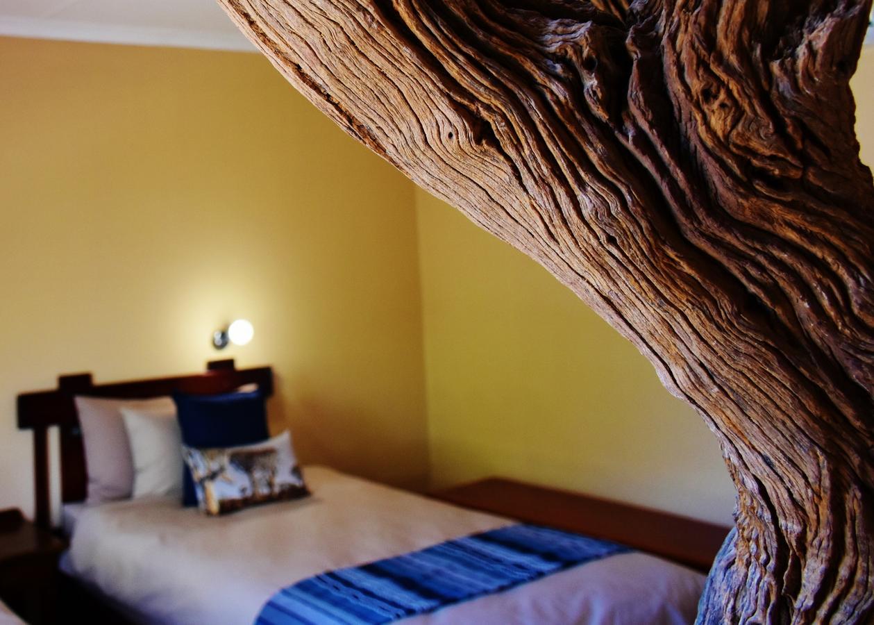 Kamaku Guesthouse Otjiwarongo Eksteriør billede
