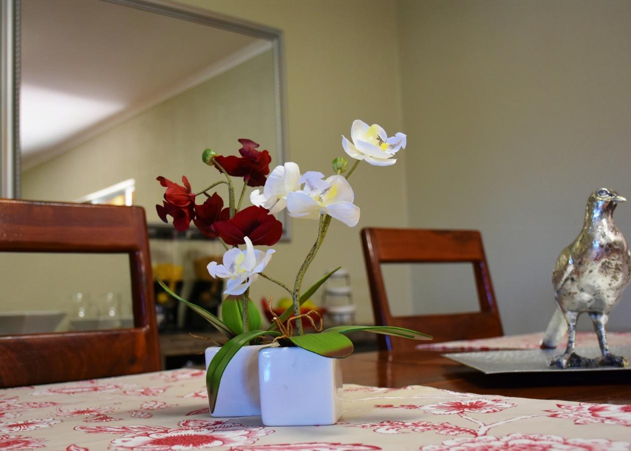 Kamaku Guesthouse Otjiwarongo Eksteriør billede