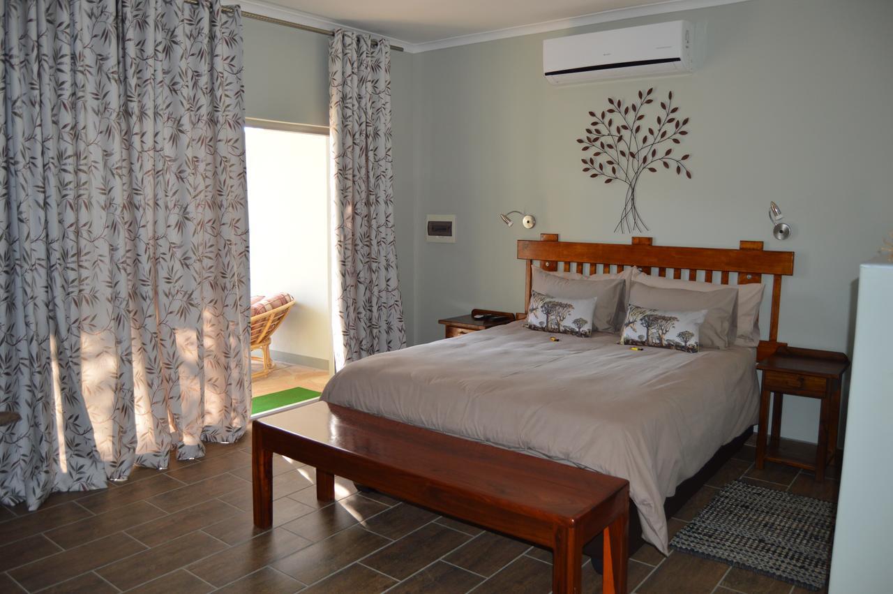 Kamaku Guesthouse Otjiwarongo Eksteriør billede